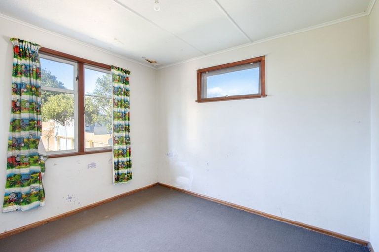 Photo of property in 44 Bright Crescent, Maraenui, Napier, 4110