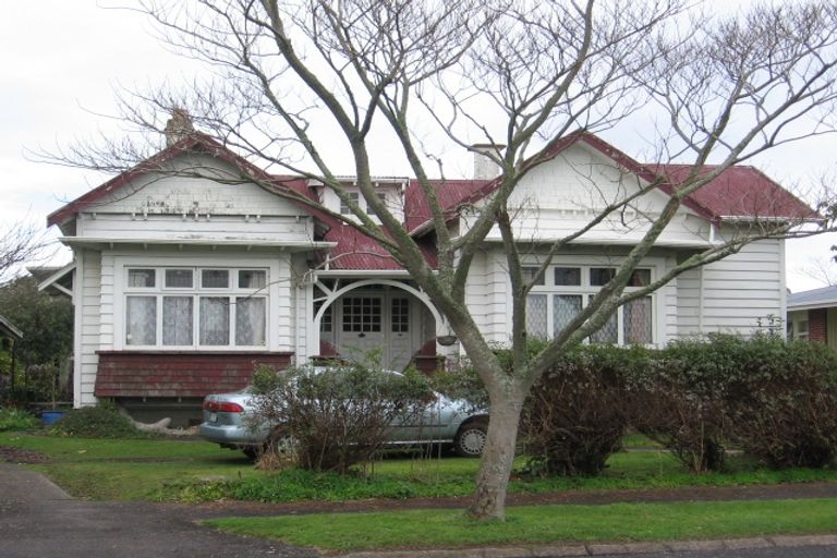 Photo of property in 27 Rimu Street, Maeroa, Hamilton, 3200