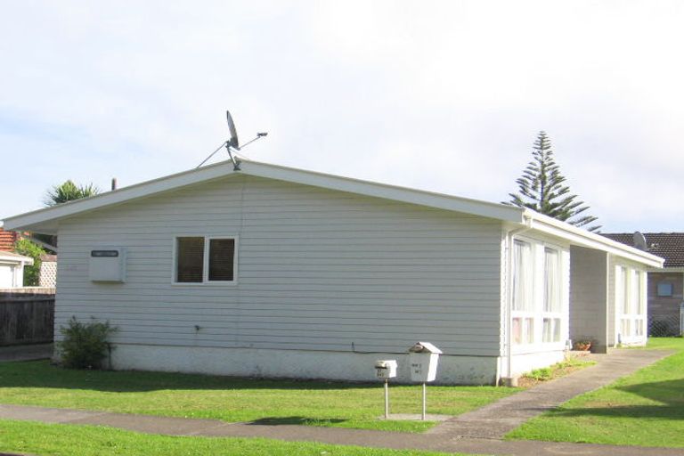 Photo of property in 347 Riverside Drive North, Fairfield, Lower Hutt, 5011