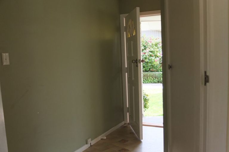 Photo of property in 27 Bernard Street, Chedworth, Hamilton, 3210