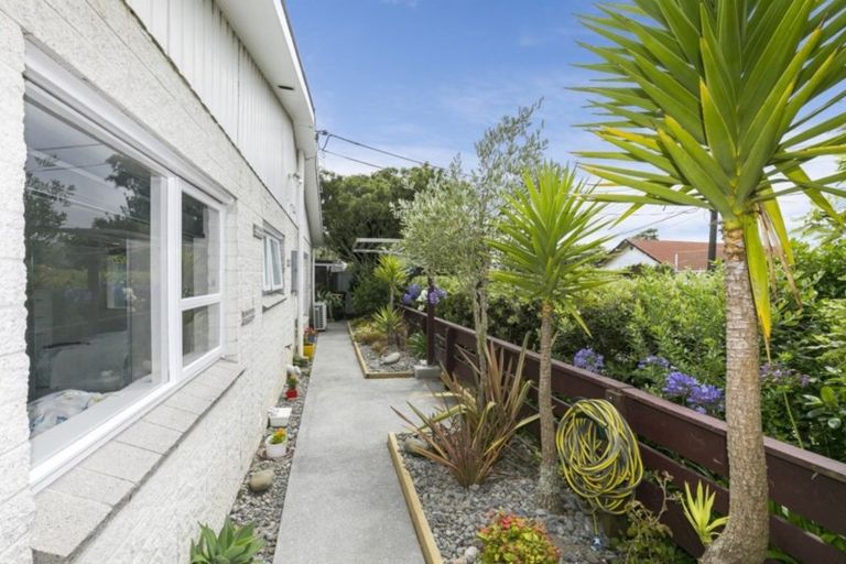 Photo of property in 4/137 Karori Road, Karori, Wellington, 6012
