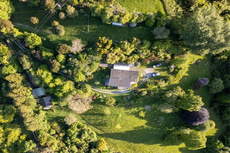 Photo of property in 100 Rocklands Road, Clifton, Takaka, 7183