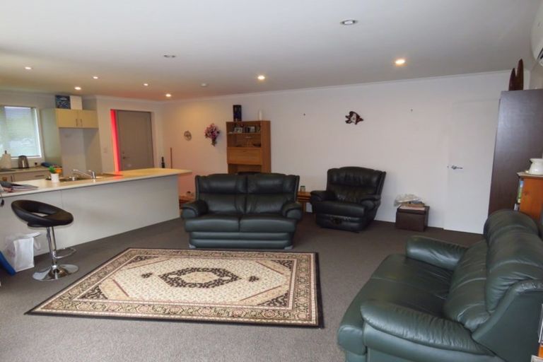 Photo of property in 108 Peel Street, Westport, 7825