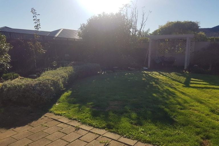 Photo of property in 55 Lowry Avenue, Redwood, Christchurch, 8051