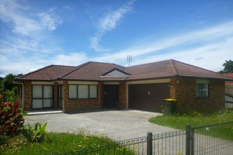 Photo of property in 128 Dominion Road, Papakura, 2110