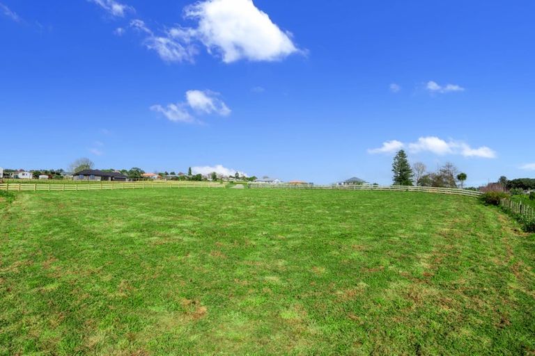 Photo of property in 8 Kaipo Heights Drive, Onewhero, 2697