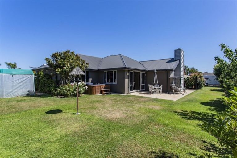 Photo of property in 2b Stopforth Street, Woodend, 7610