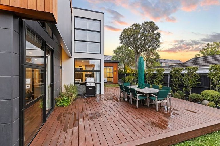 Photo of property in 42 Tui Street, Fendalton, Christchurch, 8041