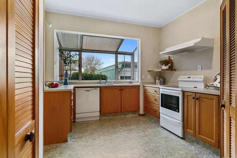 Photo of property in 75 Taylor Street, Cambridge, 3434