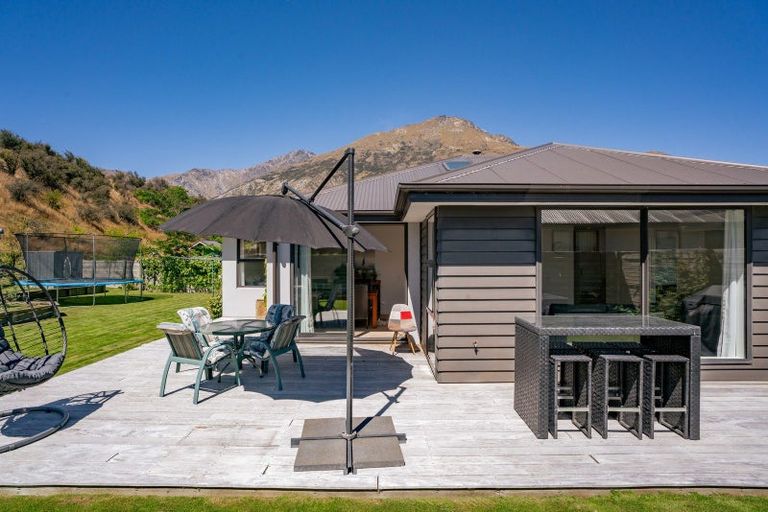 Photo of property in 88 Risinghurst Terrace, Lower Shotover, Queenstown, 9304