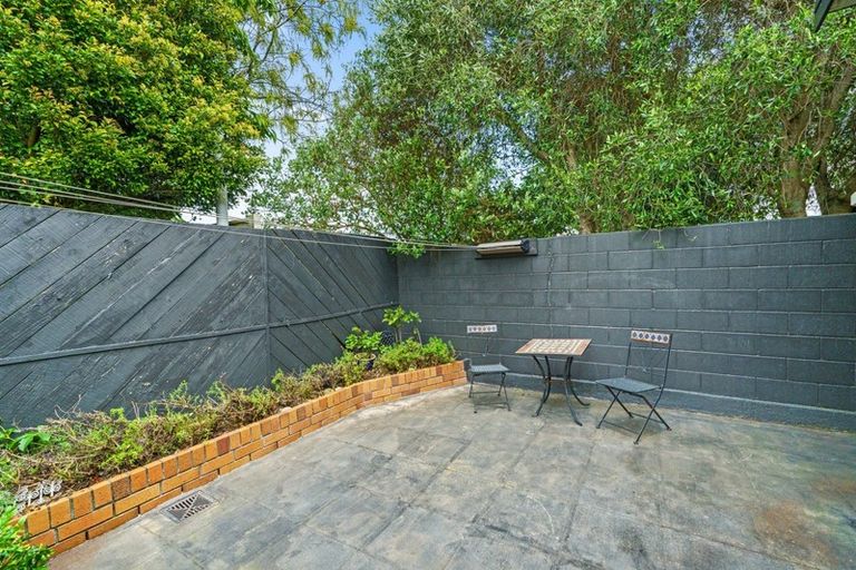 Photo of property in 80 Queens Grove, Hutt Central, Lower Hutt, 5010