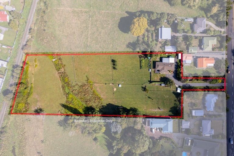 Photo of property in 68 Guy Street, Dannevirke, 4930