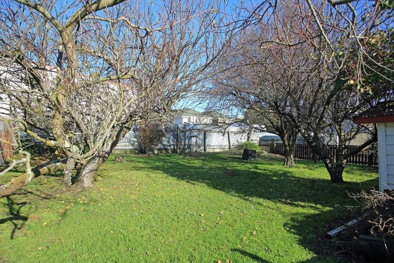 Photo of property in 20 Burns Street, Dannevirke, 4930