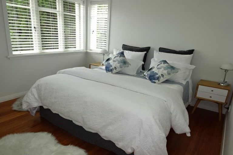 Photo of property in 1/64 Victoria Road, Devonport, Auckland, 0624