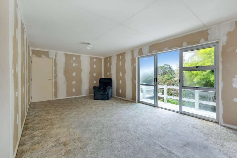 Photo of property in 15b Miro Street, Merrilands, New Plymouth, 4312