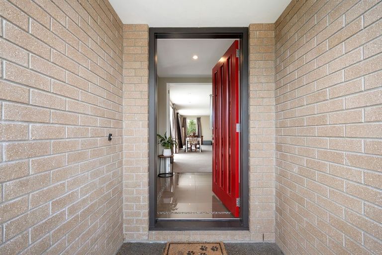 Photo of property in 10 Pahua Street, Pegasus, 7612