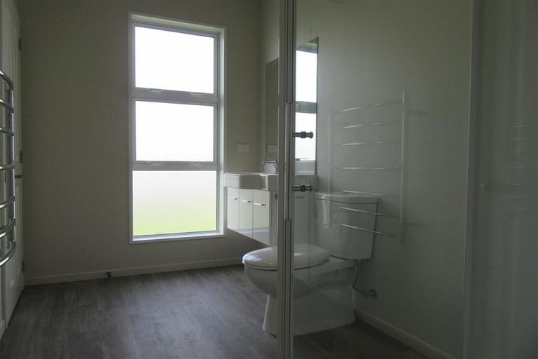 Photo of property in 8 Gartrell Road, Wigram, Christchurch, 8042