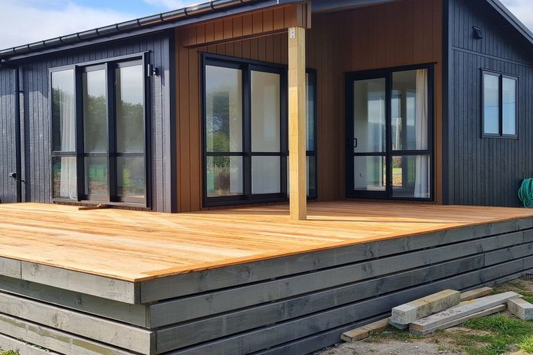 Photo of property in 128 Rangiuru Road, Otaki Beach, Otaki, 5512