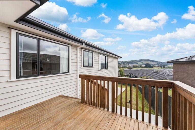 Photo of property in 12 Moyle Street, Pokeno, 2402