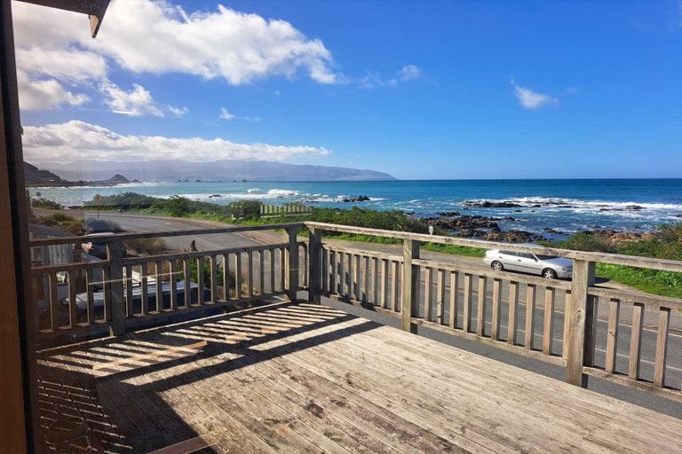 Photo of property in 158 Owhiro Bay Parade, Owhiro Bay, Wellington, 6023