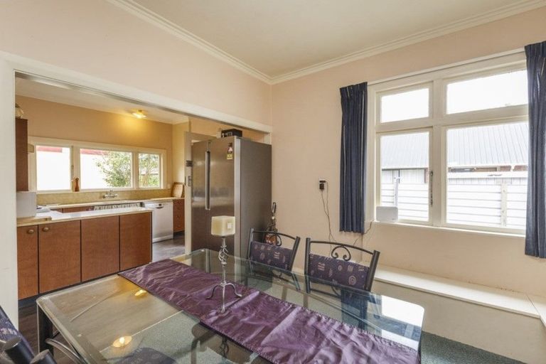 Photo of property in 27 Hardie Street, Hokowhitu, Palmerston North, 4410