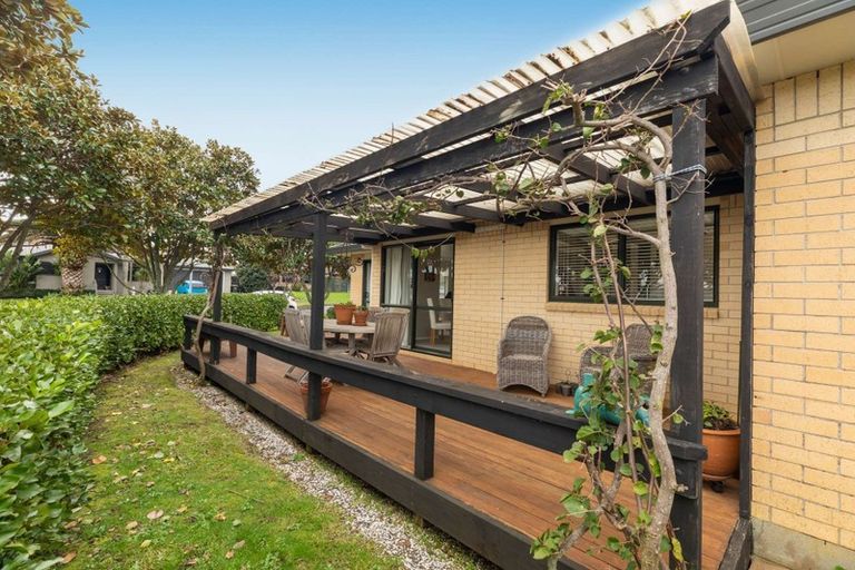 Photo of property in 10b Elsie Drive, Waiuku, 2123
