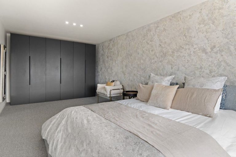 Photo of property in 129 Doon Street, Waverley, Dunedin, 9013