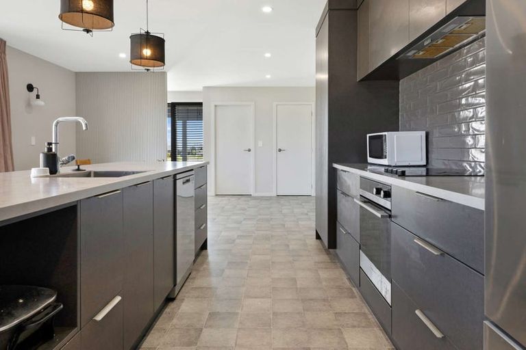 Photo of property in 38 Wai Terrace, Wharewaka, Taupo, 3330