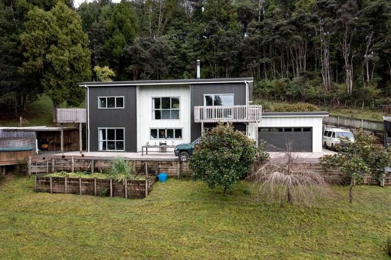Photo of property in 52b Downer Access Road, Kaukapakapa, 0873