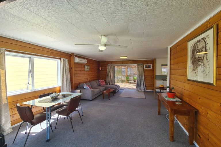 Photo of property in 70 Edward Street, Coromandel, 3506