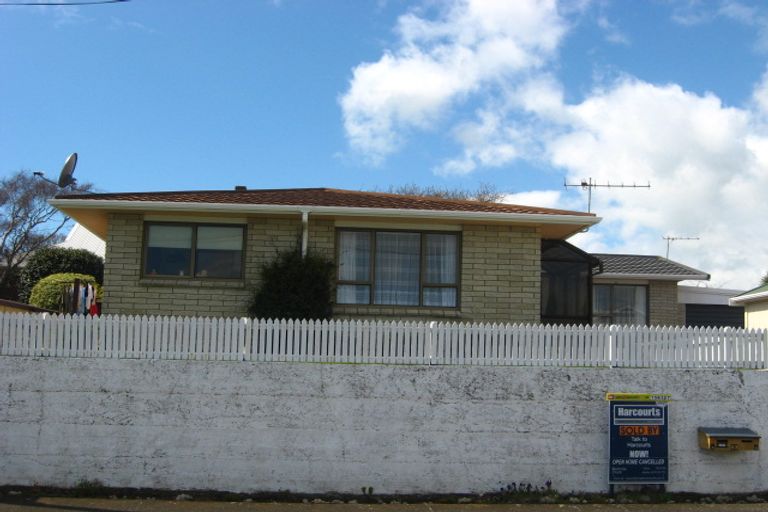 Photo of property in 23a Stoke Street, Westown, New Plymouth, 4310