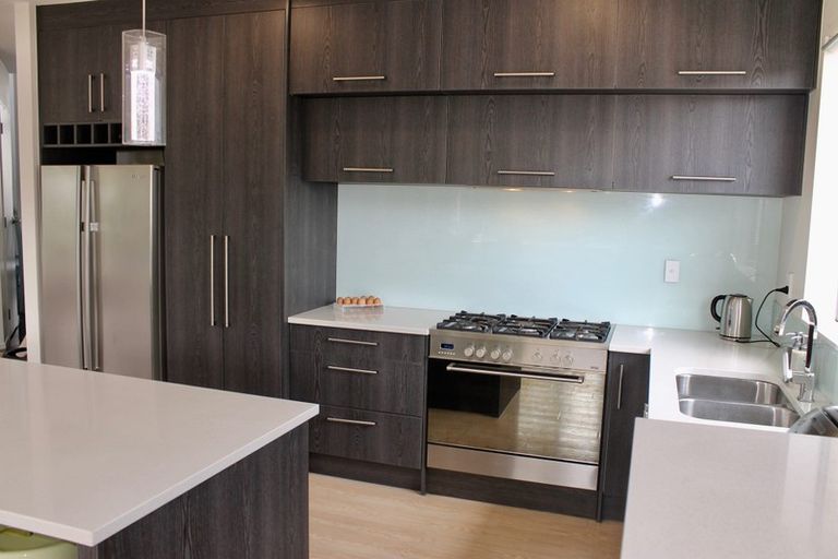 Photo of property in 25a Alexander Avenue, Torbay, Auckland, 0630