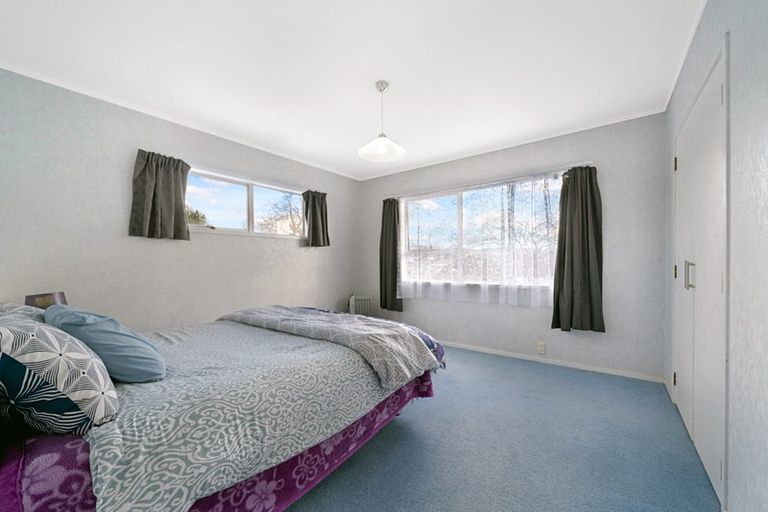Photo of property in 4 Seakens Way, Glen Eden, Auckland, 0602