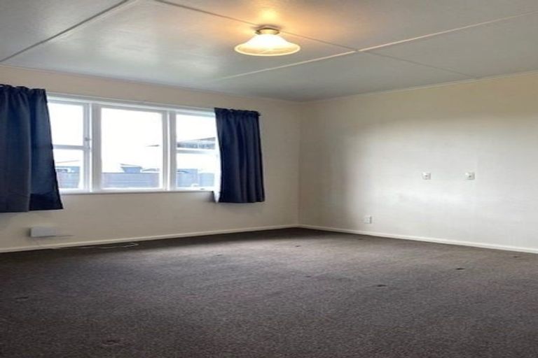 Photo of property in 20 Merton Crescent, Pirimai, Napier, 4112