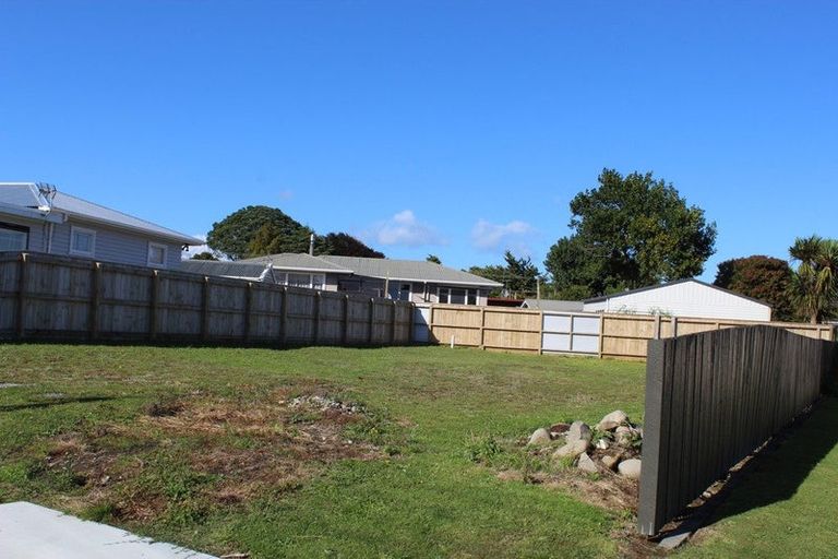 Photo of property in 1 Wheeler Place, Upper Vogeltown, New Plymouth, 4310