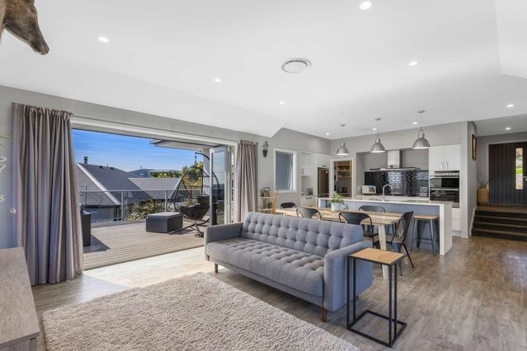 Photo of property in 26 Katania Heights, Brightwater, 7022