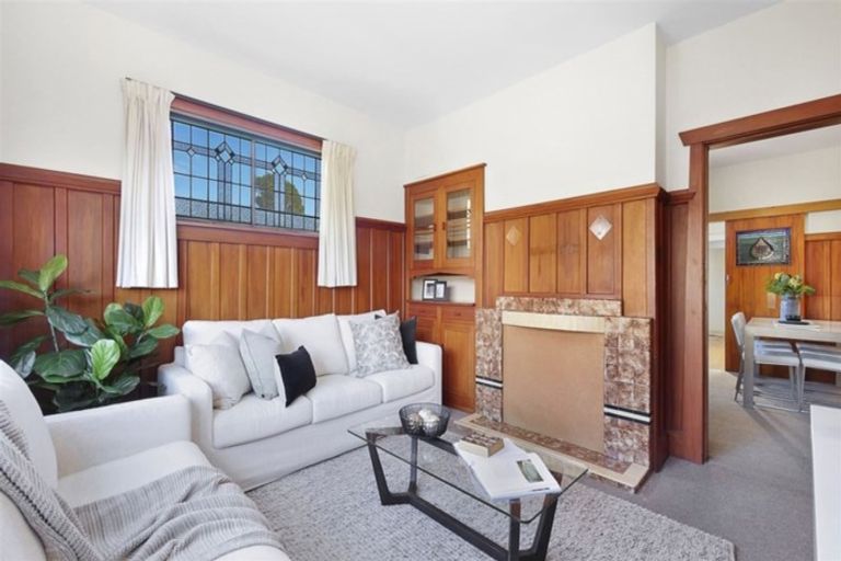 Photo of property in 95a Eastern Terrace, Beckenham, Christchurch, 8023