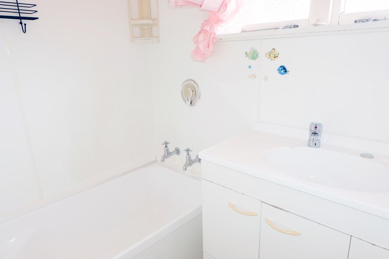 Photo of property in 27 Sandringham Street, Oamaru North, Oamaru, 9400