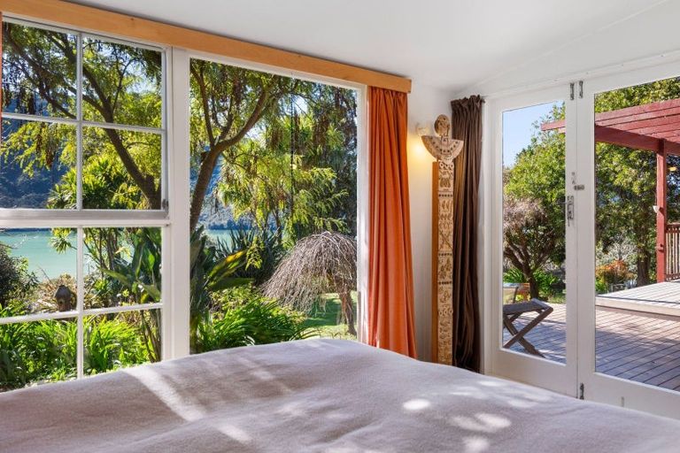 Photo of property in 810a Queen Charlotte Drive, Havelock, 7281