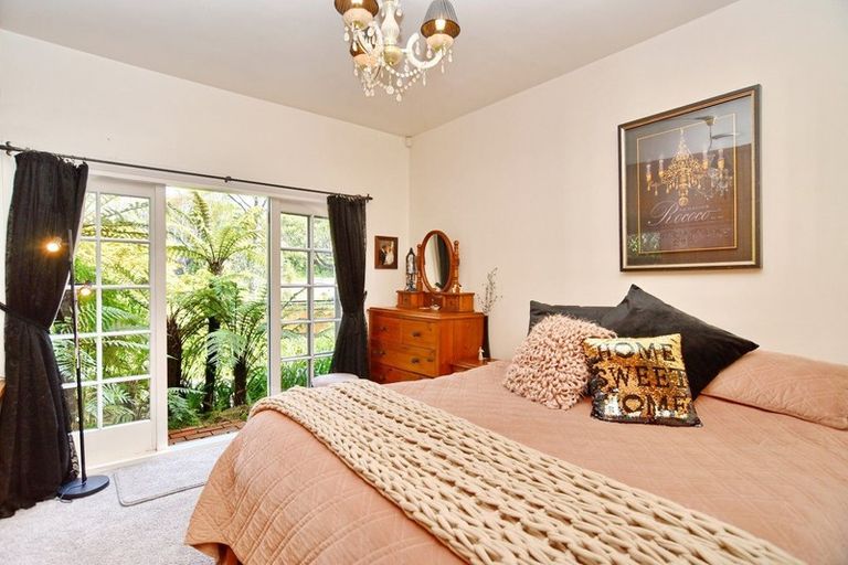 Photo of property in 237 Waimea Terrace, Beckenham, Christchurch, 8023