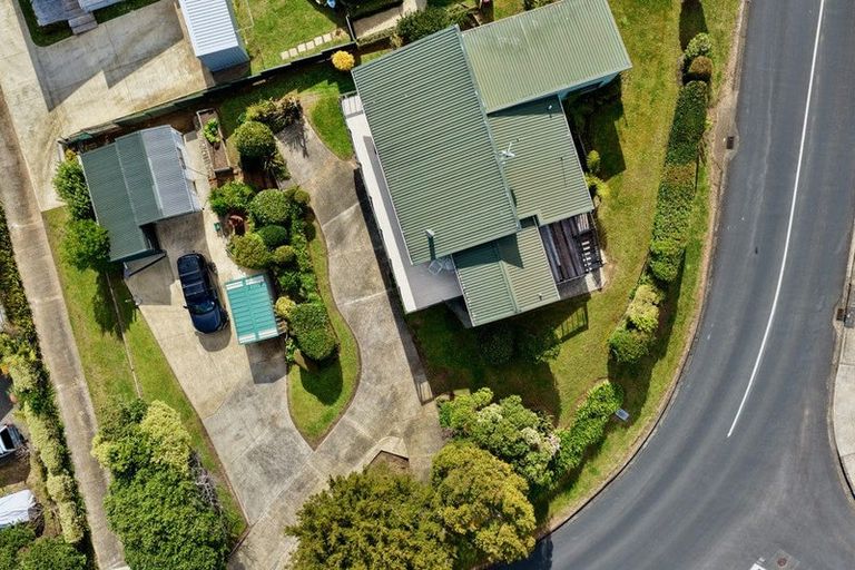 Photo of property in 52 Centennial Drive, Whitianga, 3510