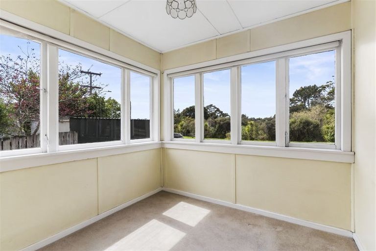 Photo of property in 47 Withers Road, Glen Eden, Auckland, 0602
