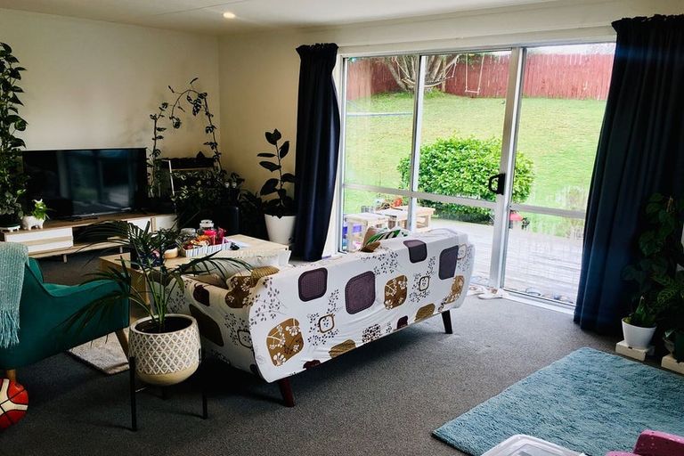 Photo of property in 137 Makarini Street, Paraparaumu, 5032