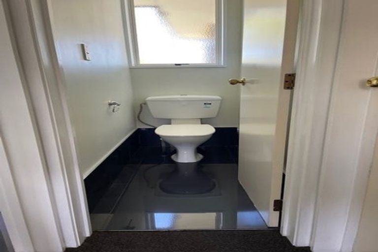 Photo of property in 2/17 Cardigan Bay Place, Addington, Christchurch, 8024