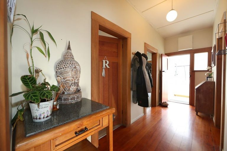 Photo of property in 219 Georges Drive, Napier South, Napier, 4110