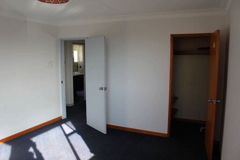 Photo of property in 42 Cliffs Road, Saint Clair, Dunedin, 9012