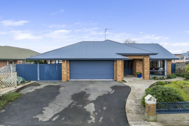 Photo of property in 137 Hagart-alexander Drive, Mosgiel, 9024