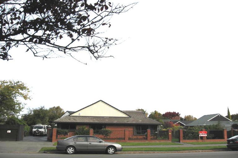 Photo of property in 2/45a Memorial Avenue, Ilam, Christchurch, 8053