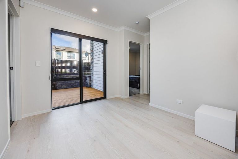 Photo of property in 74 Tir Conaill Avenue, Flat Bush, Auckland, 2019