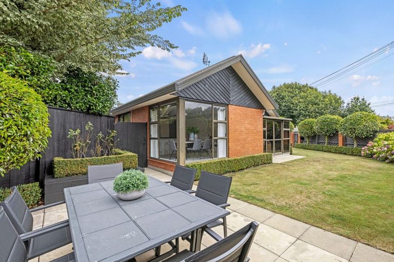 Photo of property in 1/26 Idris Road, Fendalton, Christchurch, 8052